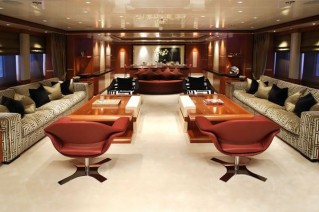SEQUEL P -  Main Salon